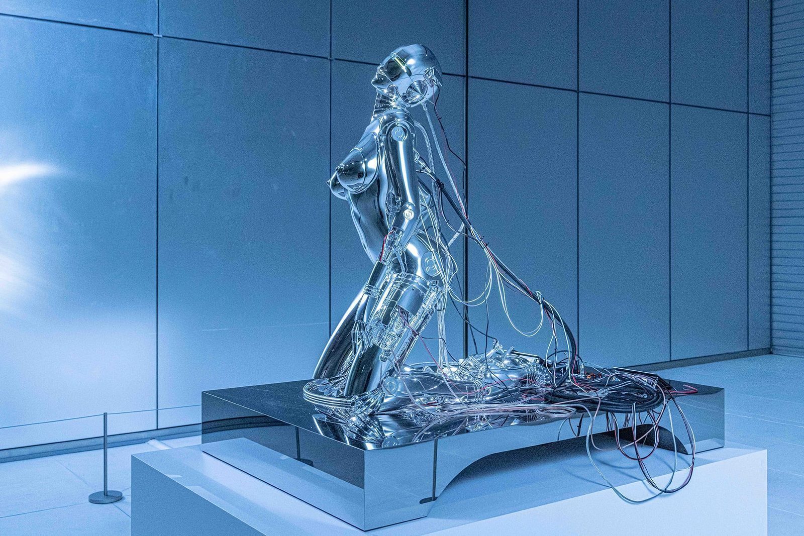 Hajime Sorayama's <em>Sexy Robot_The Ghost in the Shell type 1</em> (2026) — chrome-finish sculpture making its world premiere before Sorayama's retrospective at CREATIVE MUSEUM TOKYO. Limited to 50 units at ¥1,320,000.