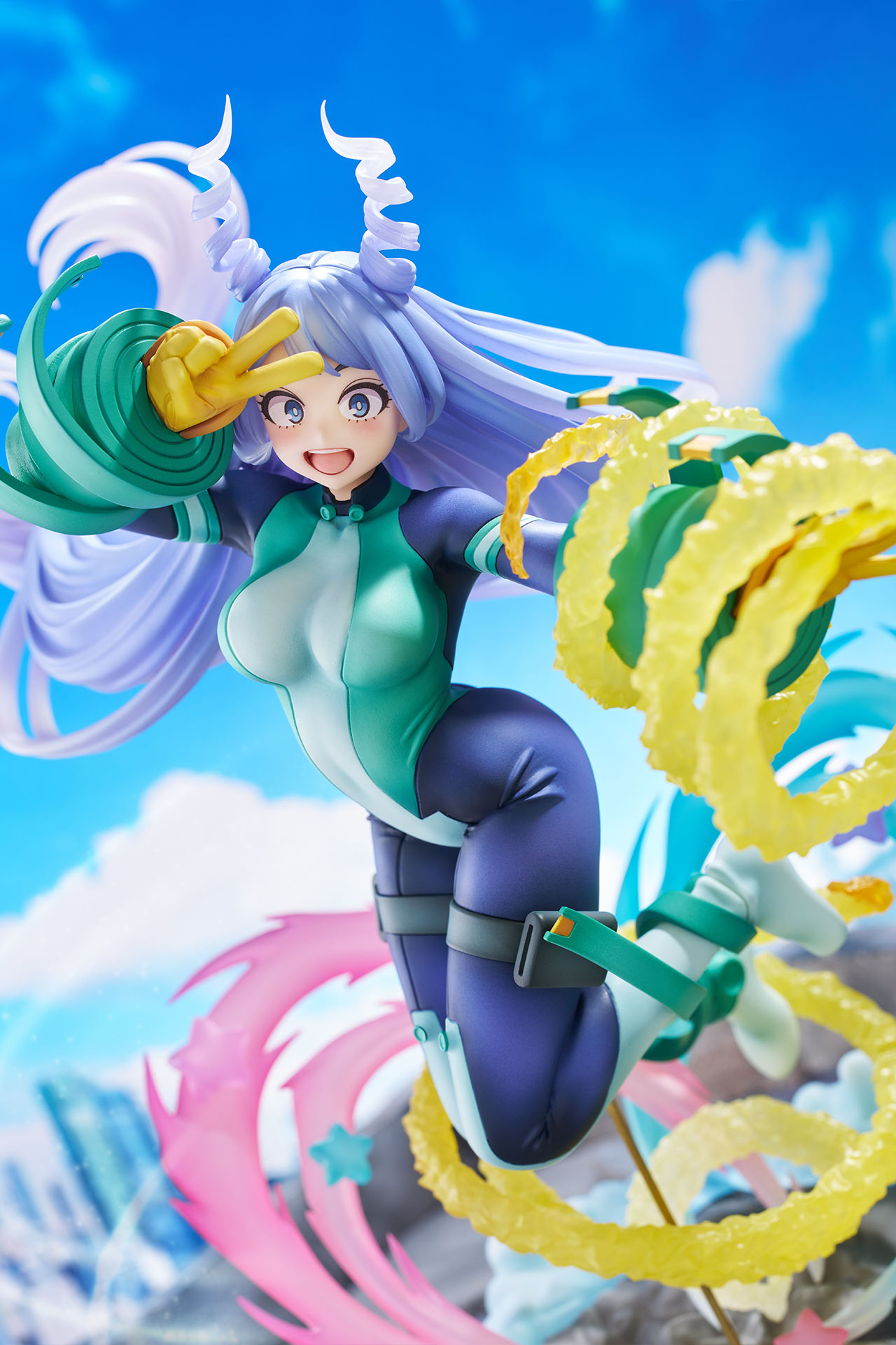 Angry face plate — brow furrowed, mouth set. The expression Nejire wears when the Quirk is active.